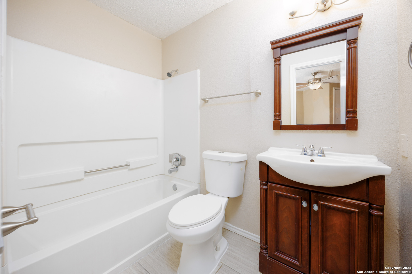 3702 Candlebluff San Antonio TX 78244