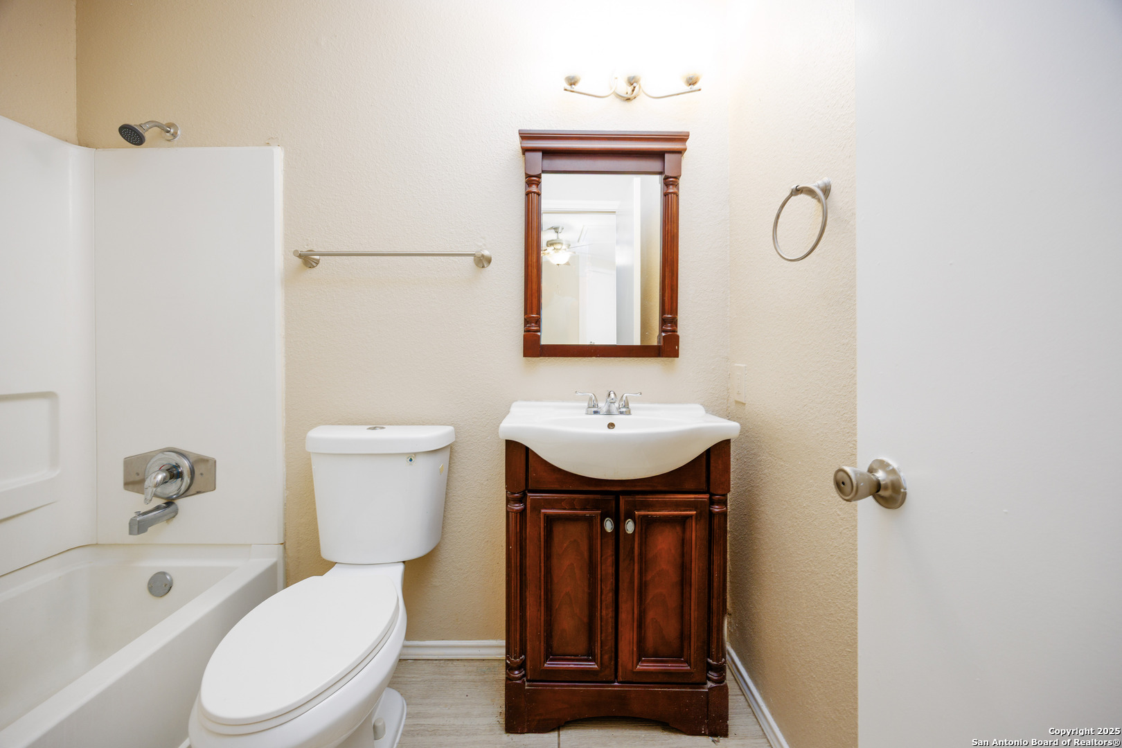 3702 Candlebluff San Antonio TX 78244