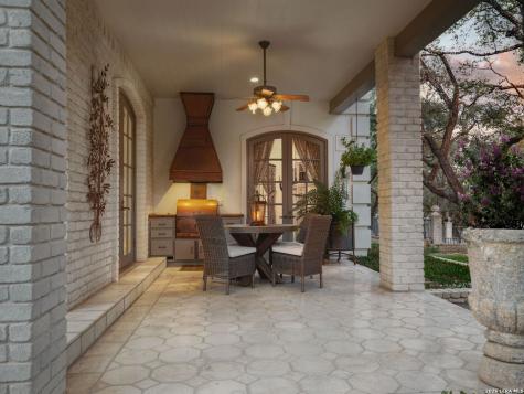 7 Lazy Hollow San Antonio TX 78230