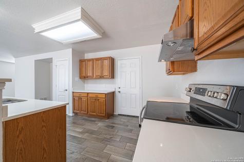 7702 Hedrick Farm San Antonio TX 78239
