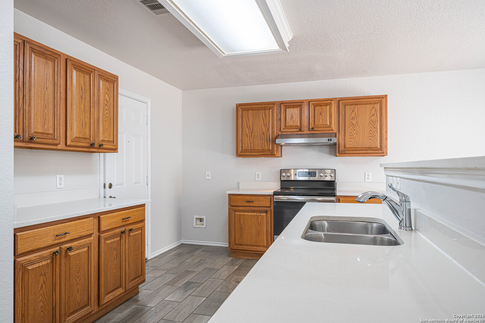 7702 Hedrick Farm San Antonio TX 78239