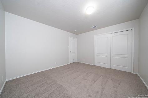 7702 Hedrick Farm San Antonio TX 78239