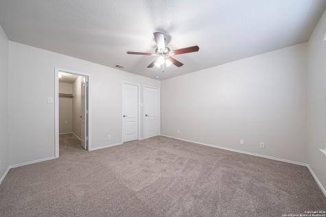 7702 Hedrick Farm San Antonio TX 78239