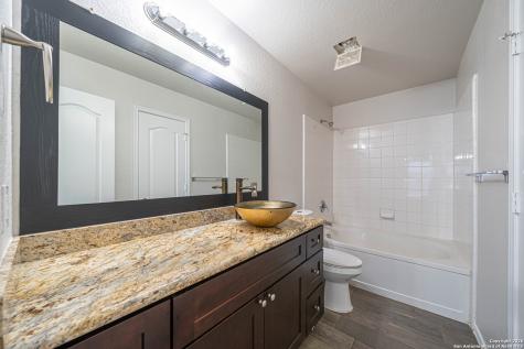 7702 Hedrick Farm San Antonio TX 78239