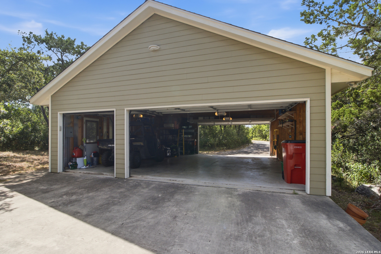 309 County Road 2751 Mico TX 78056