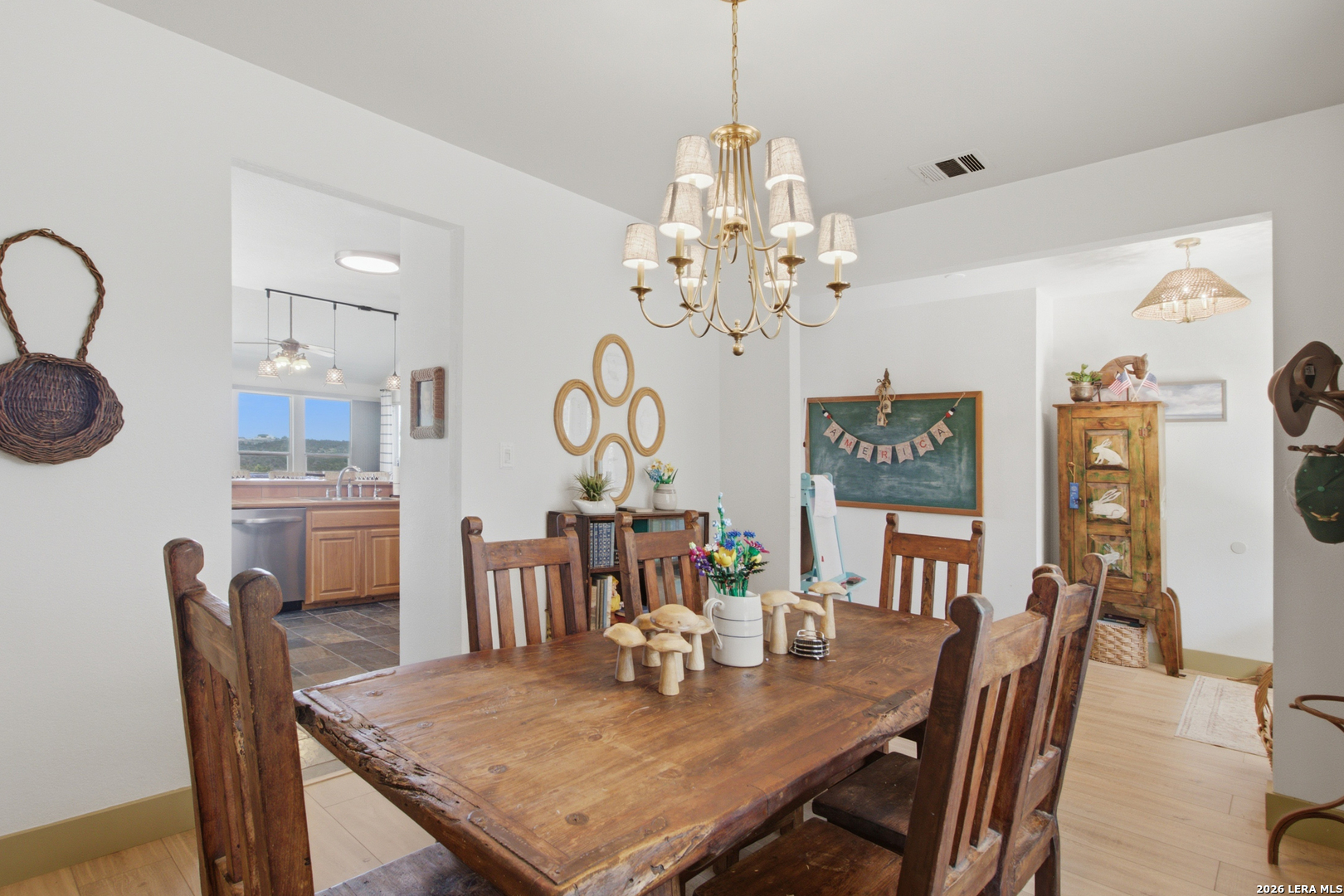 309 County Road 2751 Mico TX 78056