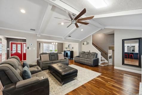 5907 Winterhaven Drive Windcrest TX 78239