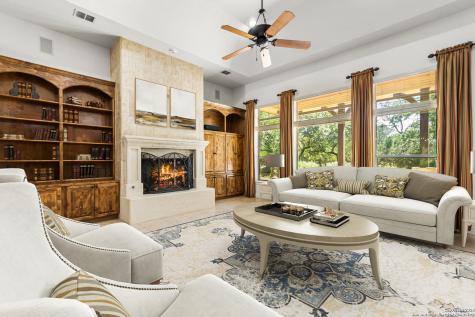 102 Arroyo Boerne TX 78006