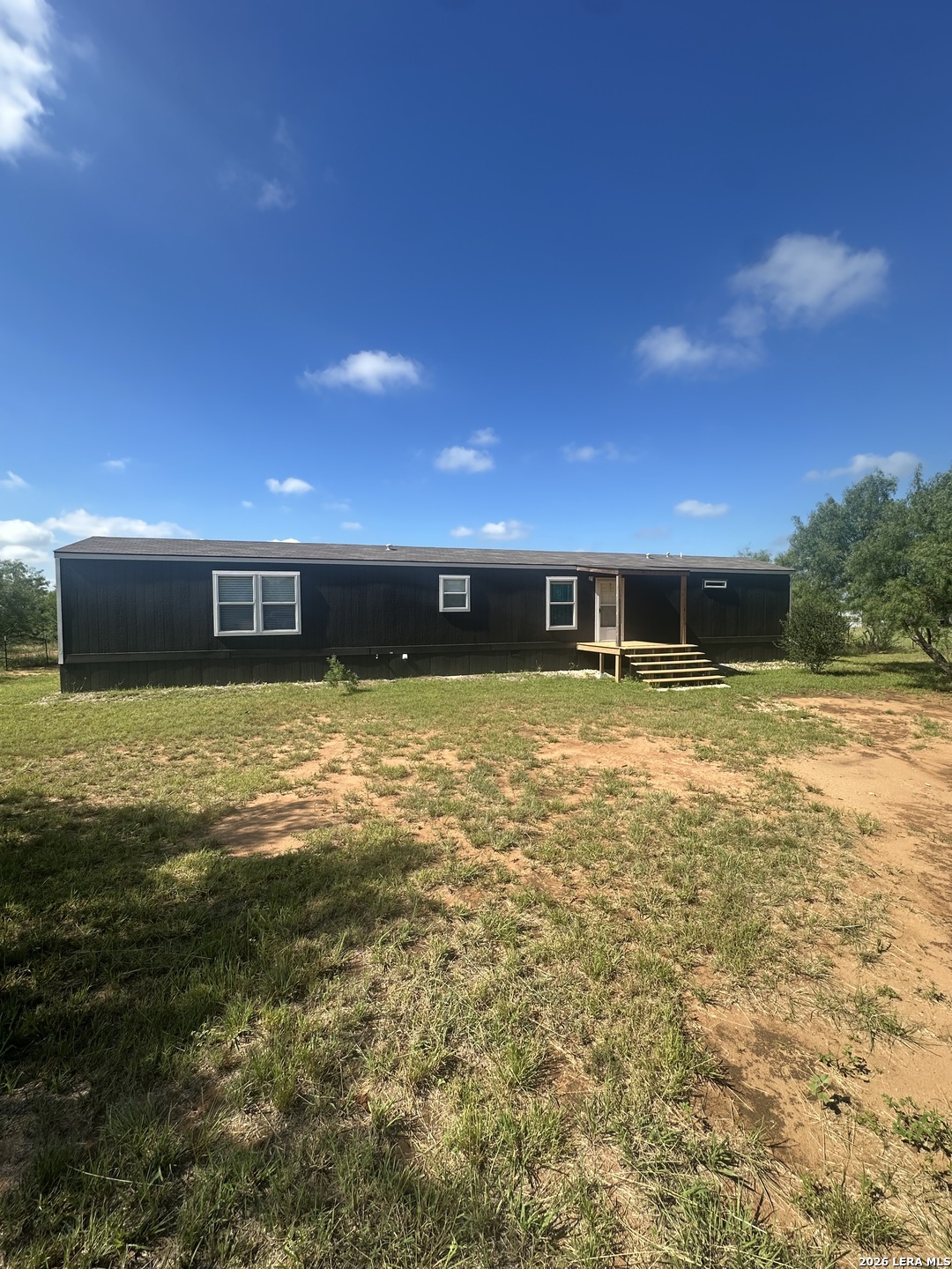 825 County Road 640 Hondo TX 78861