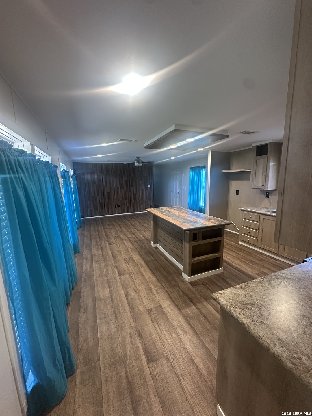 825 County Road 640 Hondo TX 78861