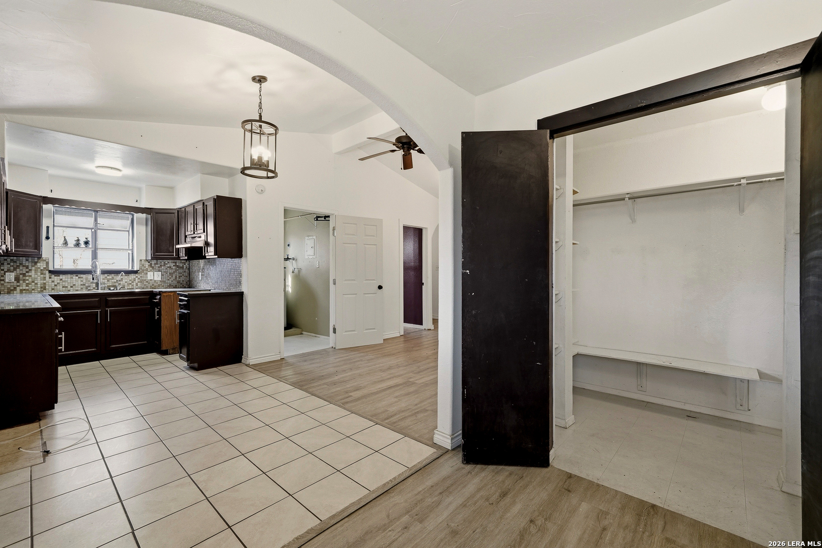106 Wayfarer San Antonio TX 78242