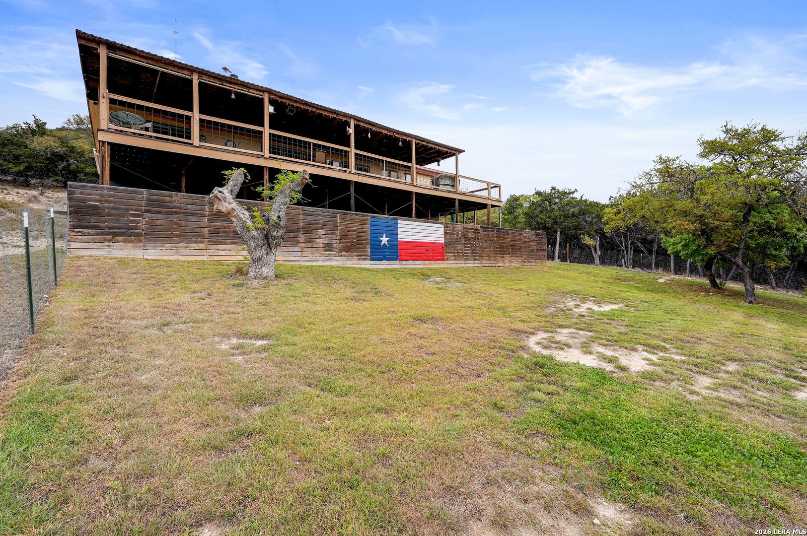 318 S Polly Peak Bandera TX 78003