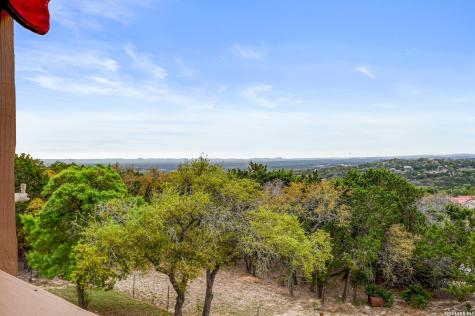 318 S Polly Peak Bandera TX 78003