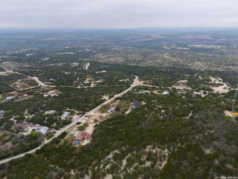318 S Polly Peak Bandera TX 78003