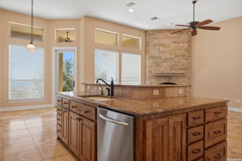 28 Jackies Cove Boerne TX 78006