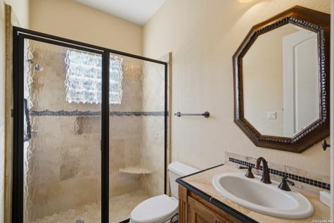 28 Jackies Cove Boerne TX 78006