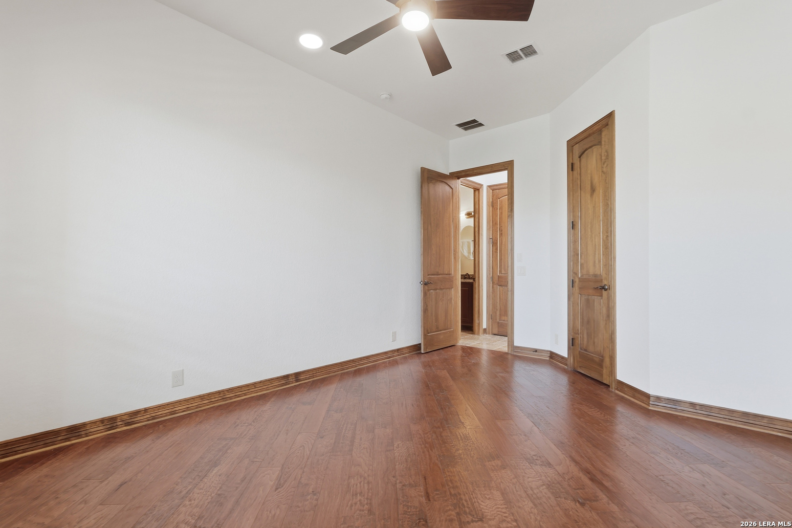 1219 Via SE Villa San Antonio TX 78260