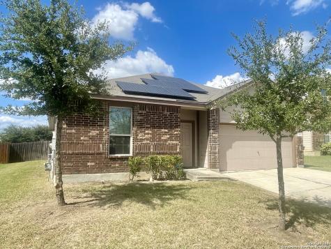 903 Lee Trevino San Antonio TX 78221
