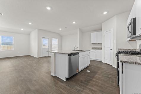 1113 Argonne Forest Seguin TX 78155