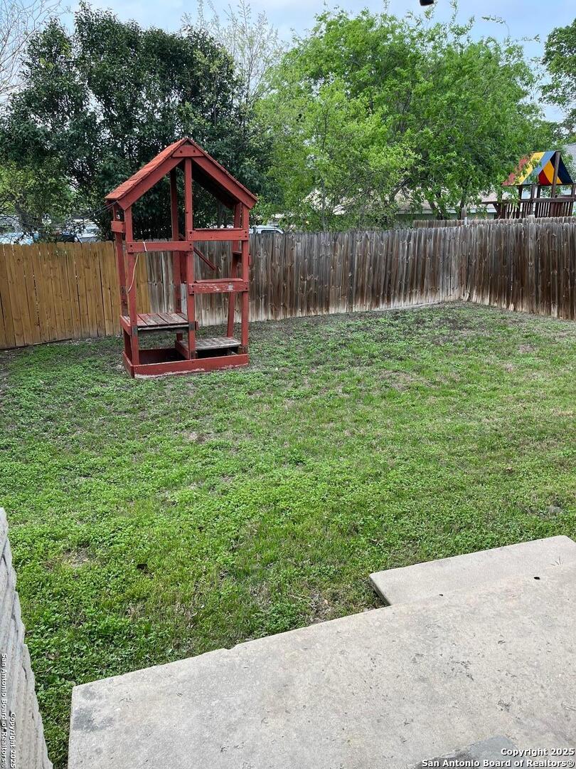 433 Dora Street San Antonio TX 78212