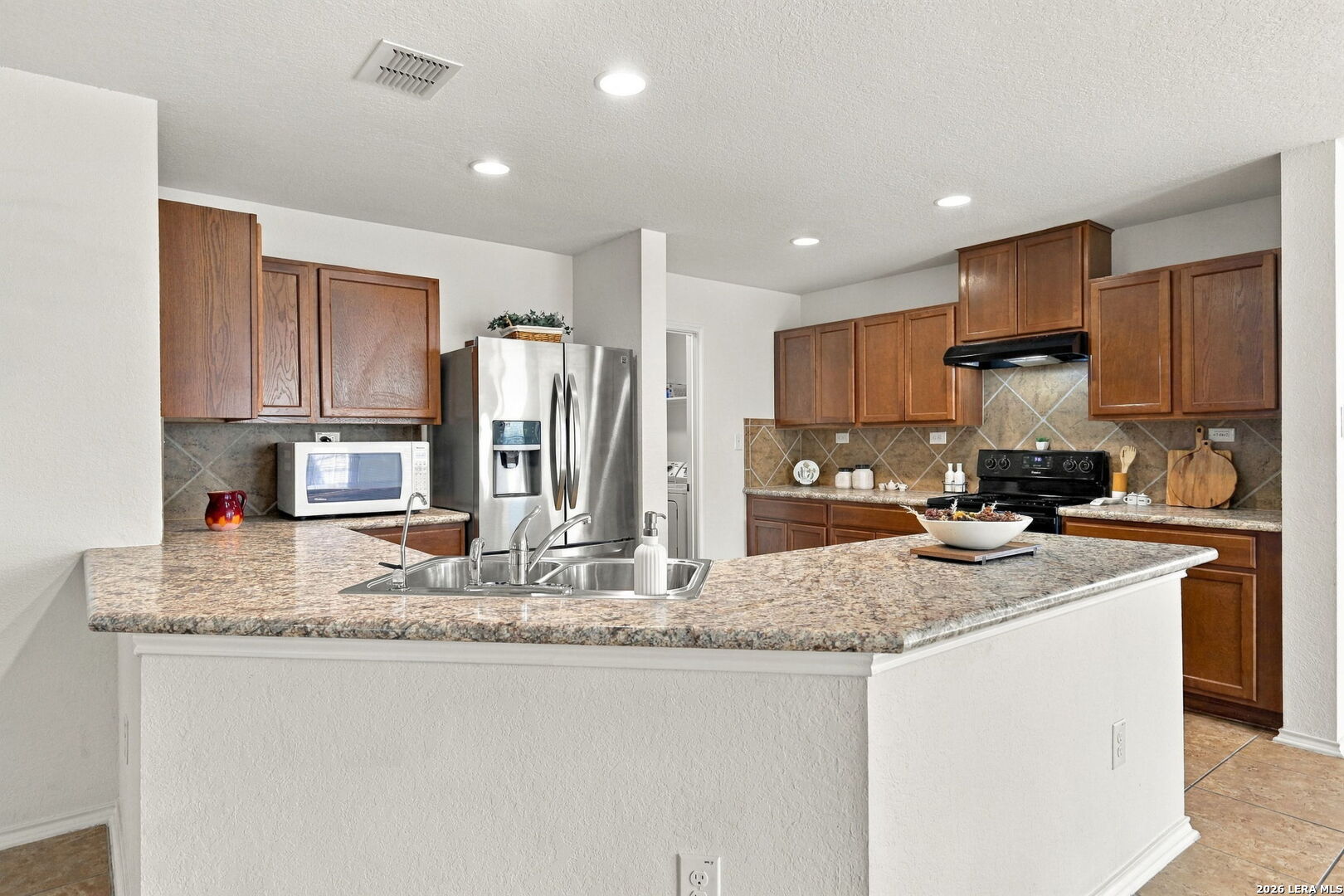 8922 Victoria Lake San Antonio TX 78224