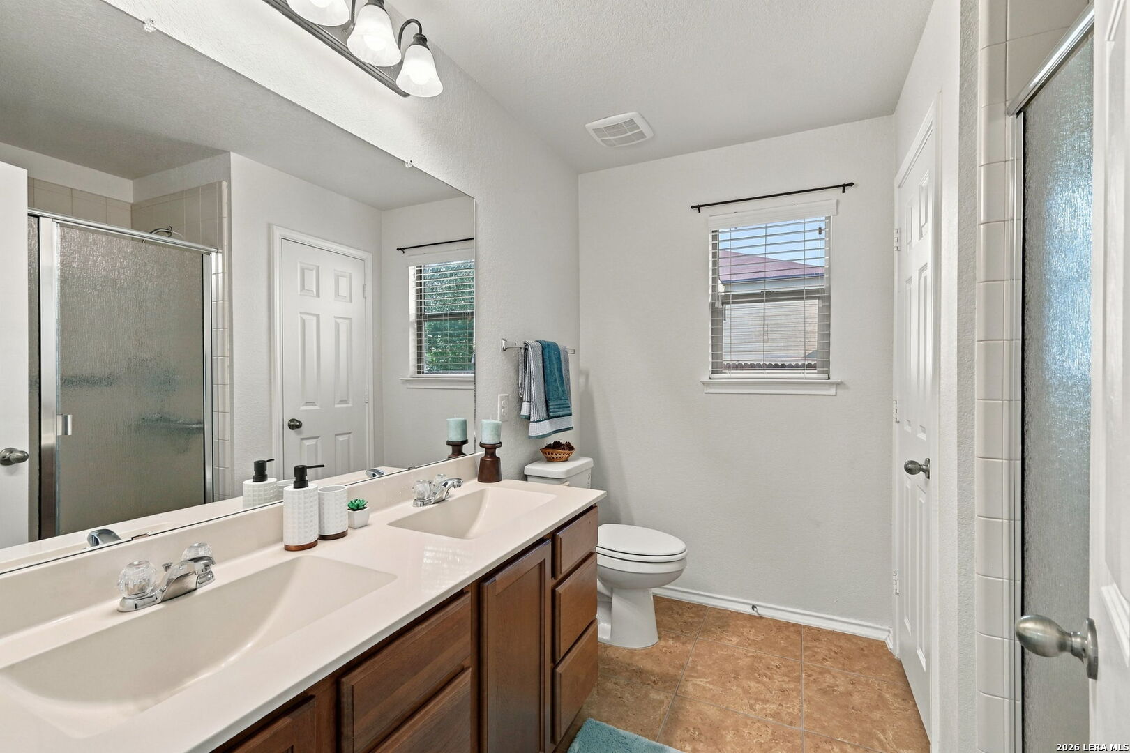 8922 Victoria Lake San Antonio TX 78224
