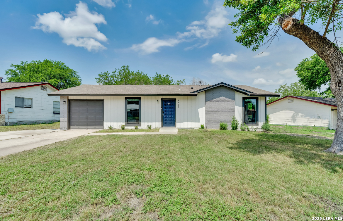 4806 Castle Bridge San Antonio TX 78218