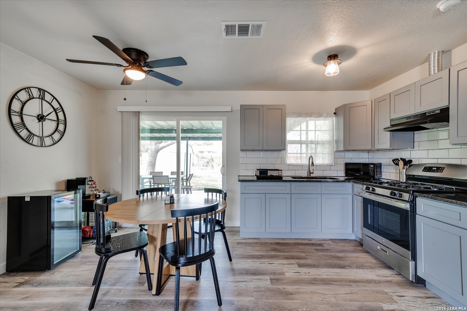 4806 Castle Bridge San Antonio TX 78218