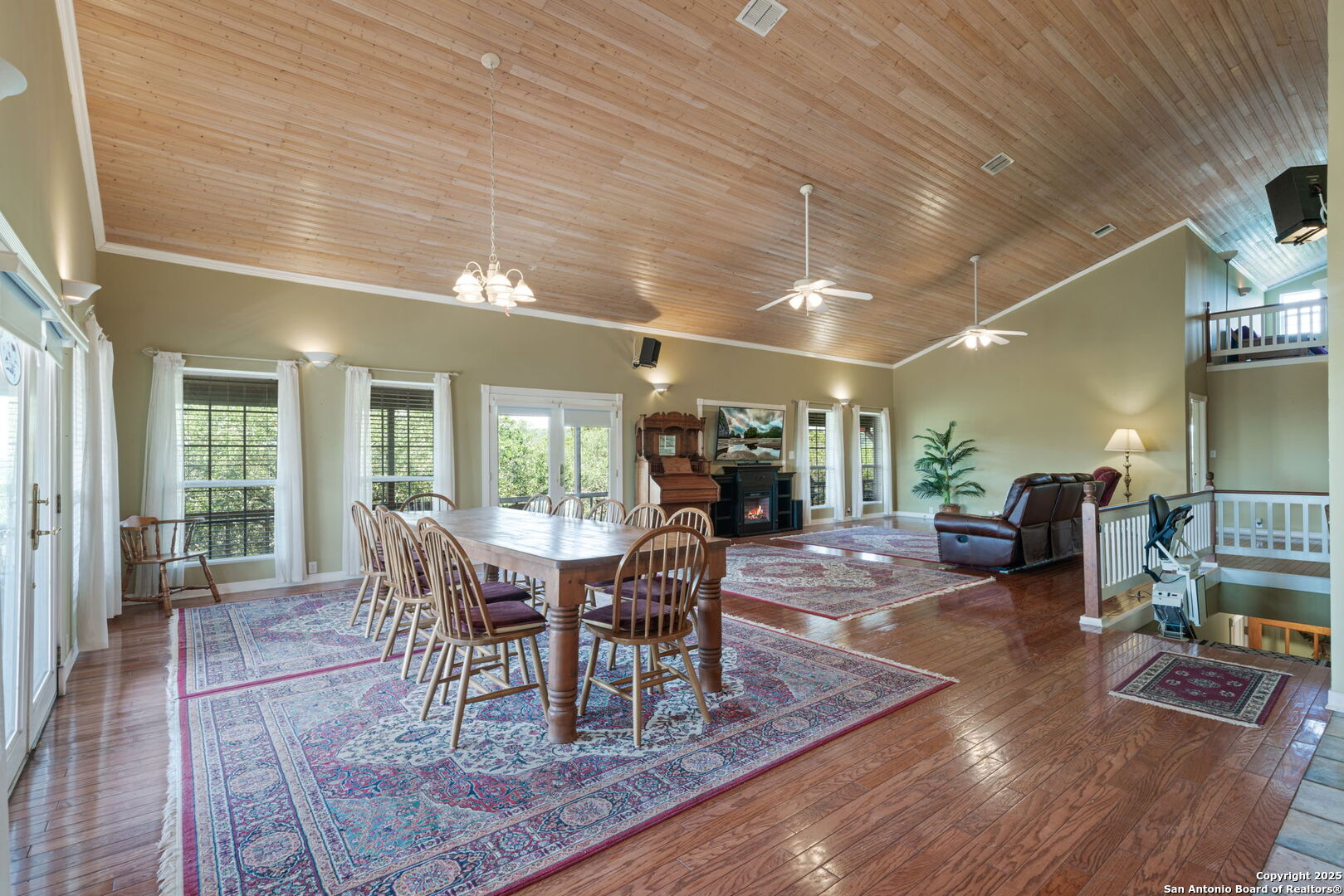 388 Oak Pipe Creek TX 78063