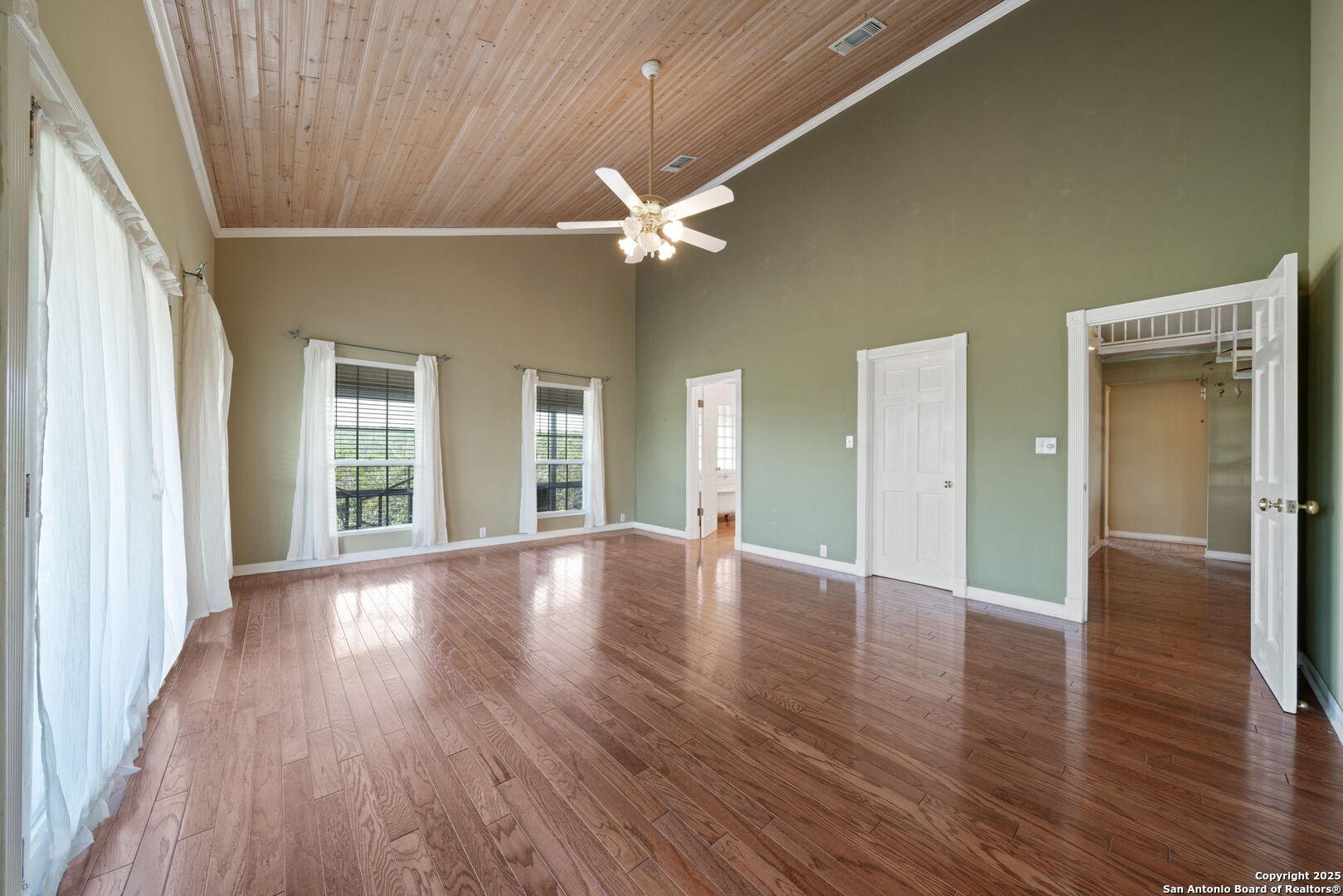 388 Oak Pipe Creek TX 78063