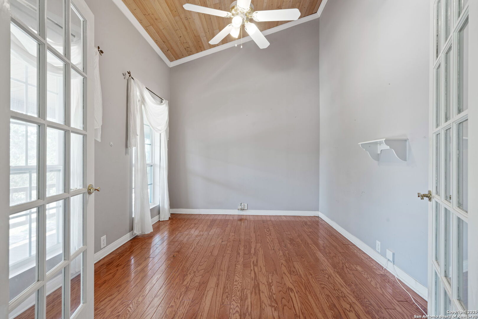 388 Oak Pipe Creek TX 78063