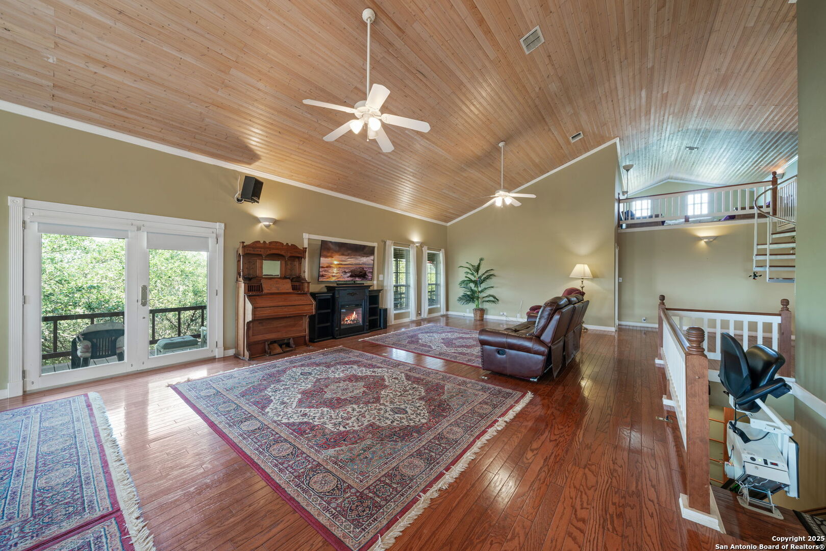 388 Oak Pipe Creek TX 78063