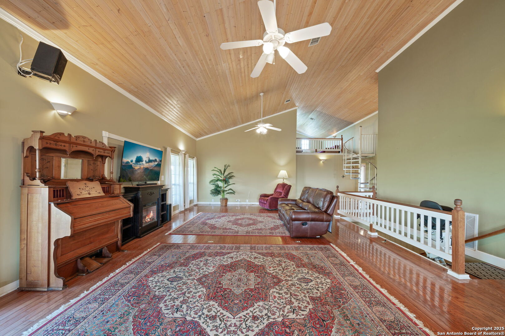 388 Oak Pipe Creek TX 78063