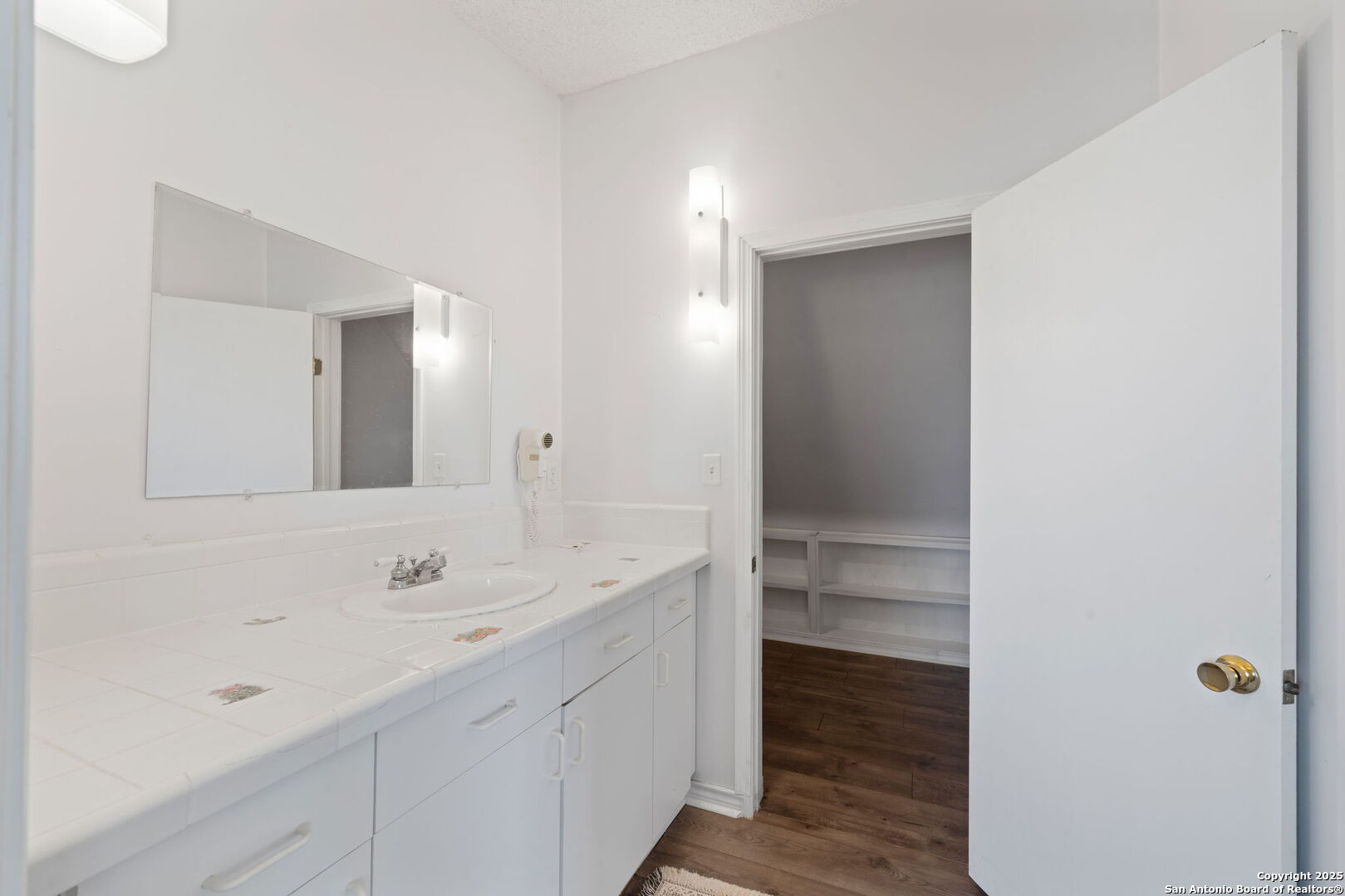 388 Oak Pipe Creek TX 78063