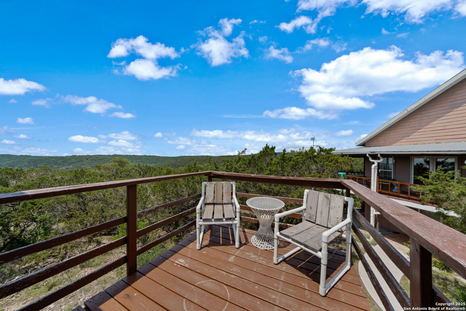 388 Oak Pipe Creek TX 78063