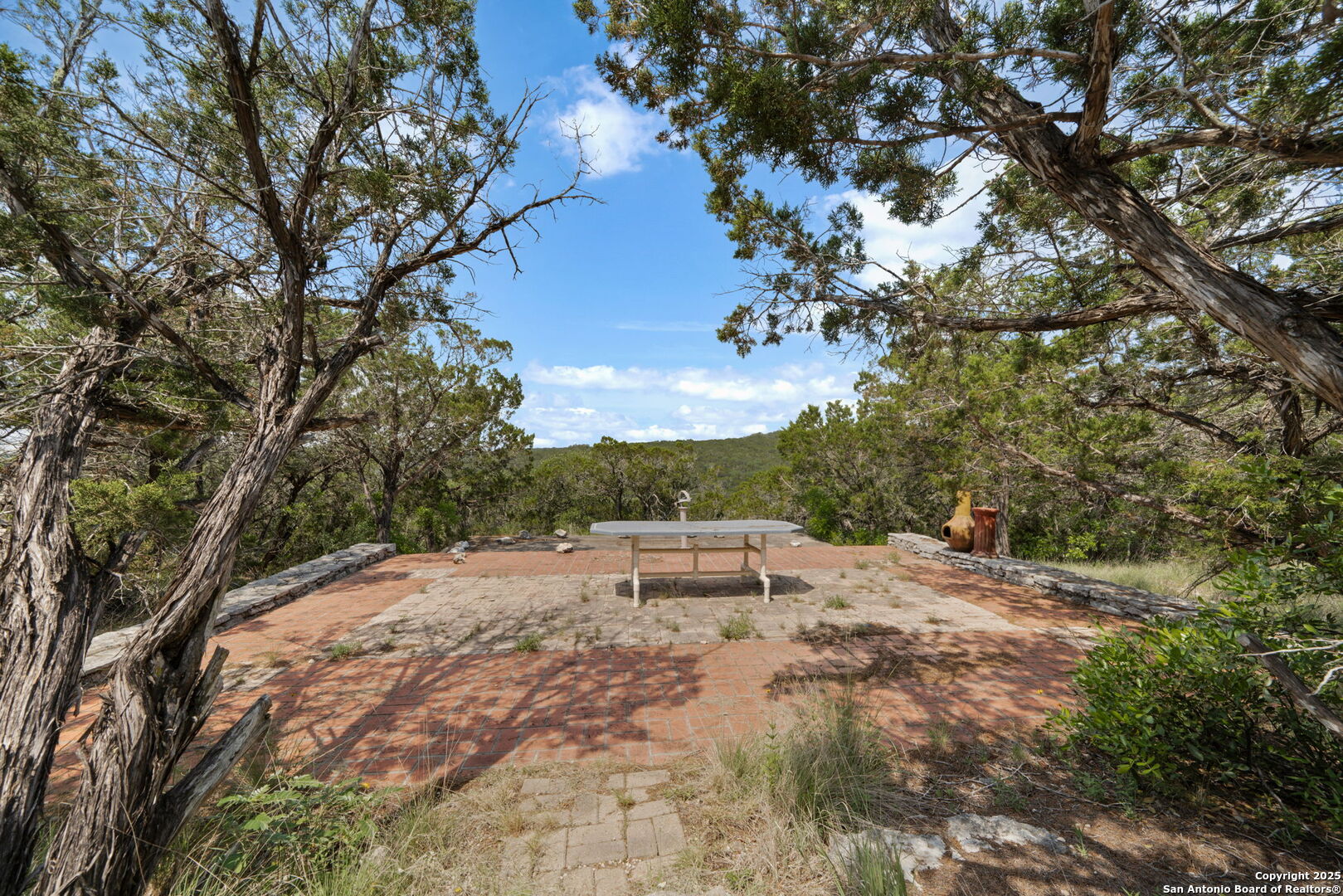 388 Oak Pipe Creek TX 78063