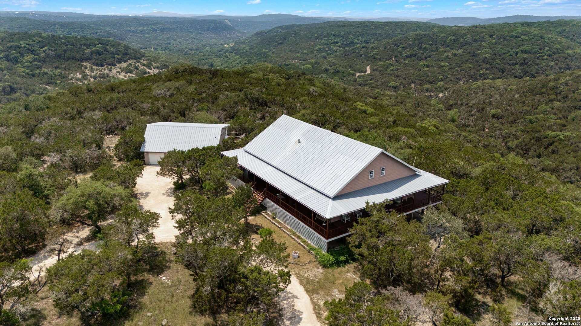 388 Oak Pipe Creek TX 78063