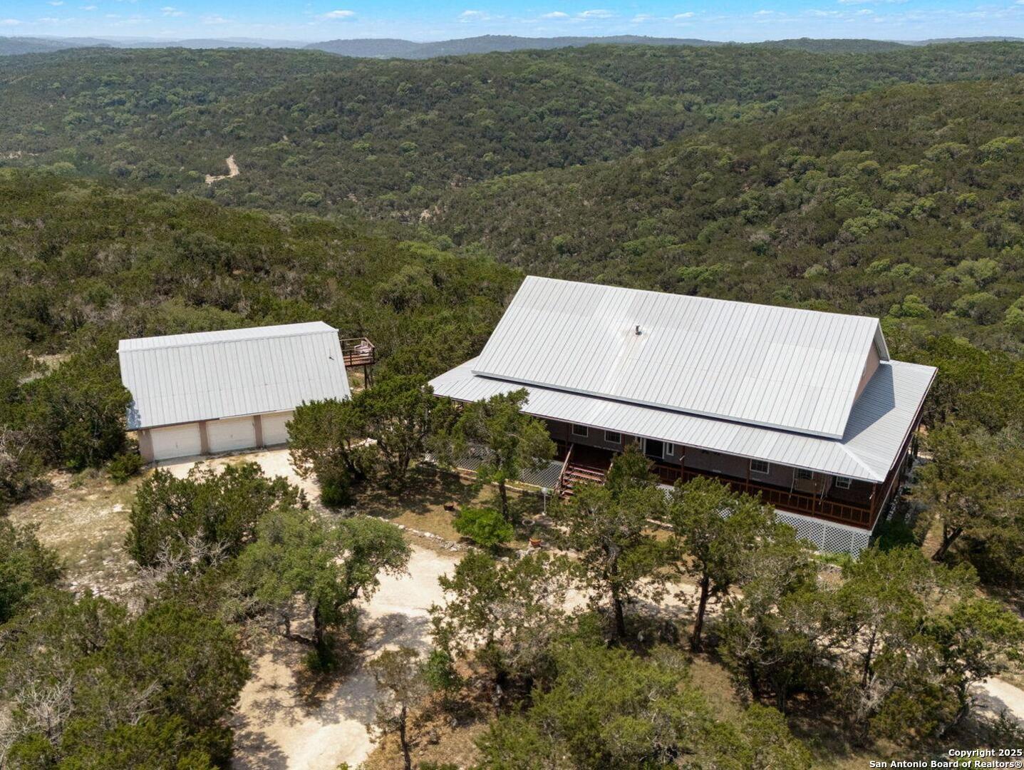 388 Oak Pipe Creek TX 78063