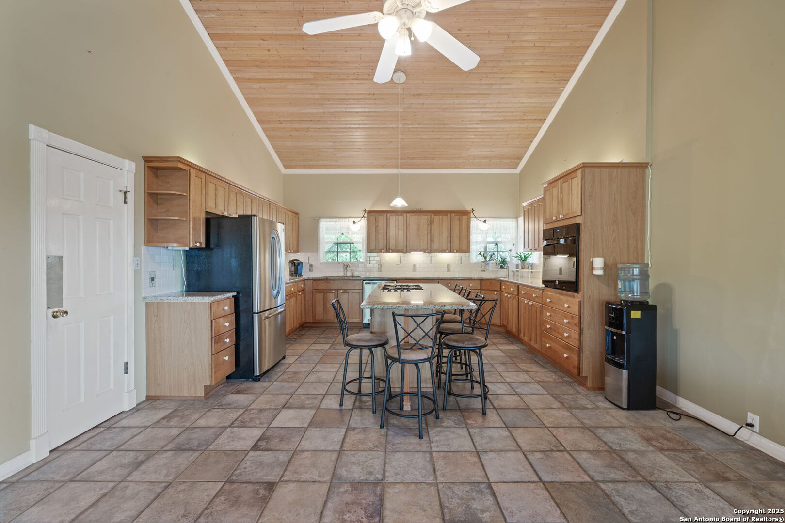 388 Oak Pipe Creek TX 78063