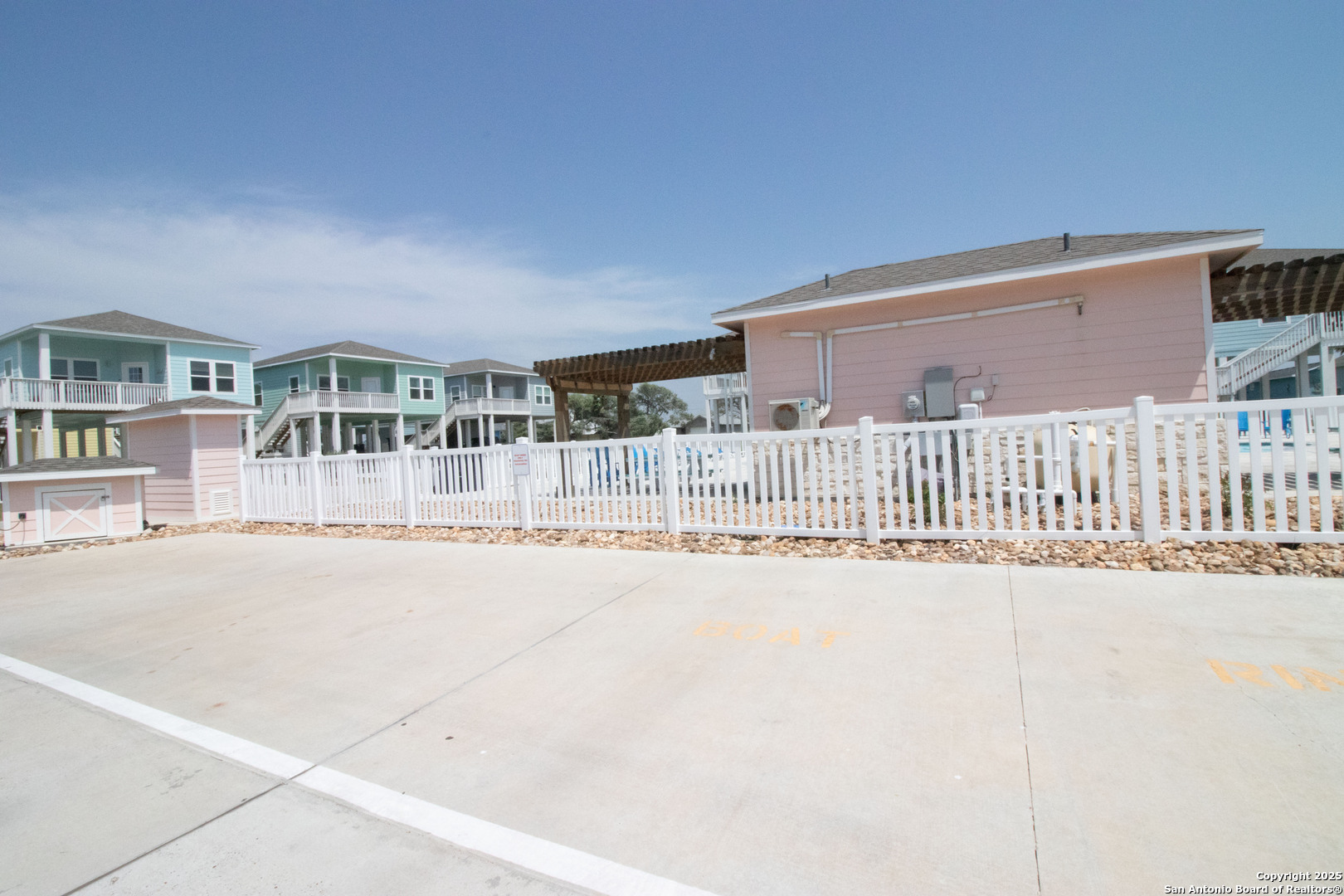 207 Paradise Drive Rockport TX 78382