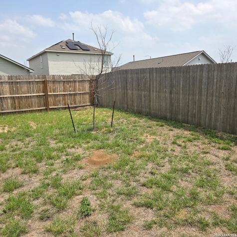 124 Horseshoe Trail Pleasanton TX 78064