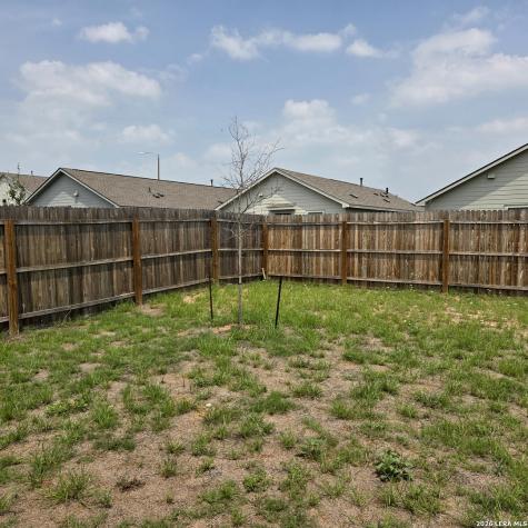 124 Horseshoe Trail Pleasanton TX 78064