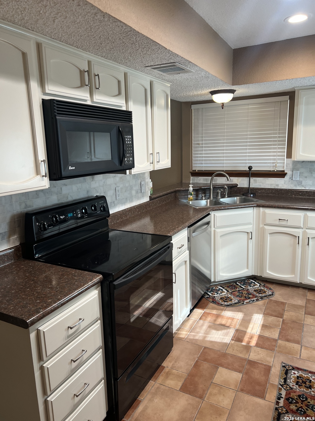 4202 Hilton Head San Antonio TX 78217