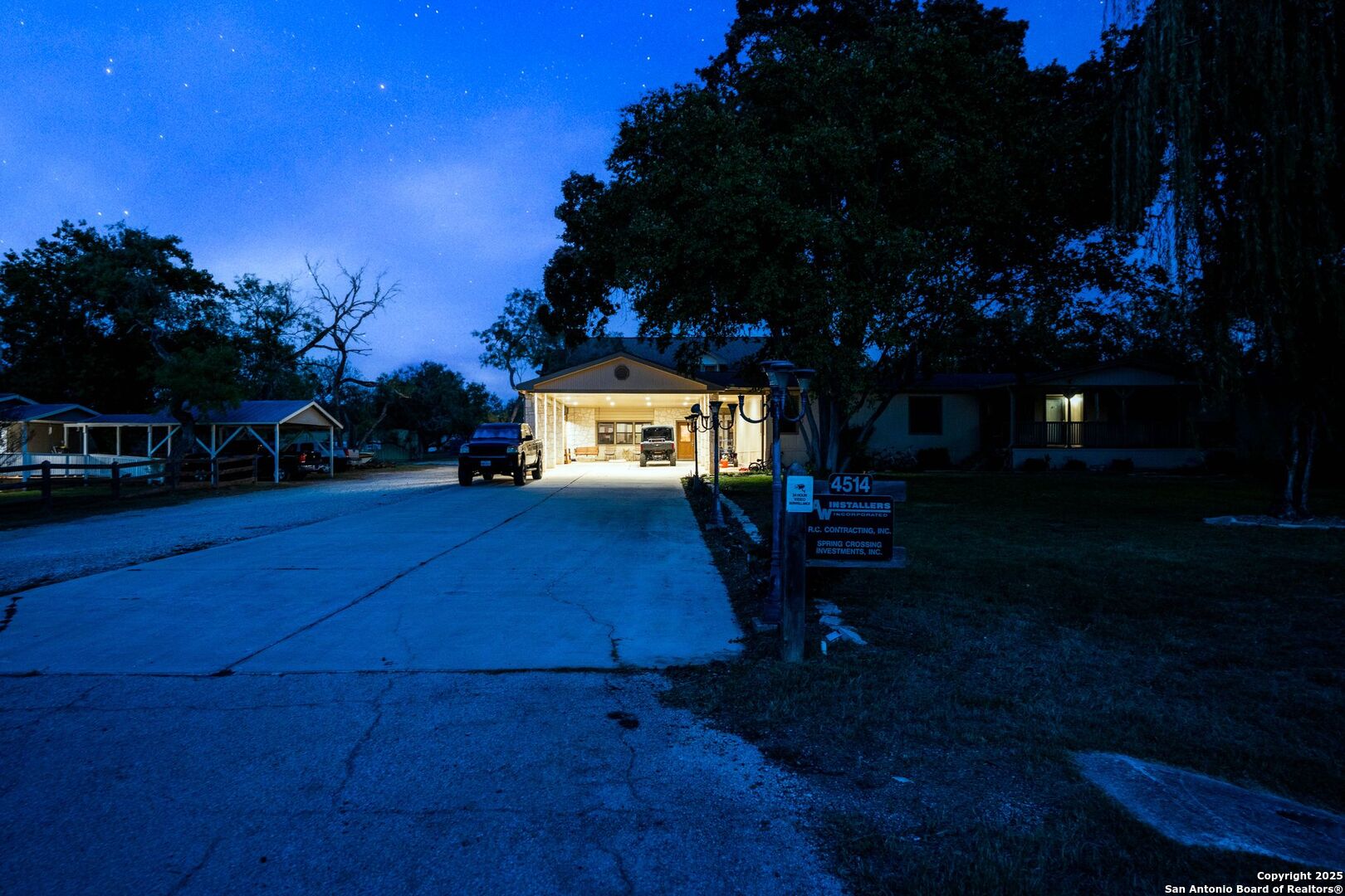 4514 Billy Sames Drive Adkins TX 78101