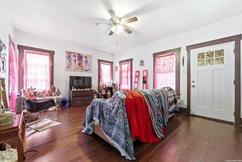 1638 Santa Monica Street San Antonio TX 78201