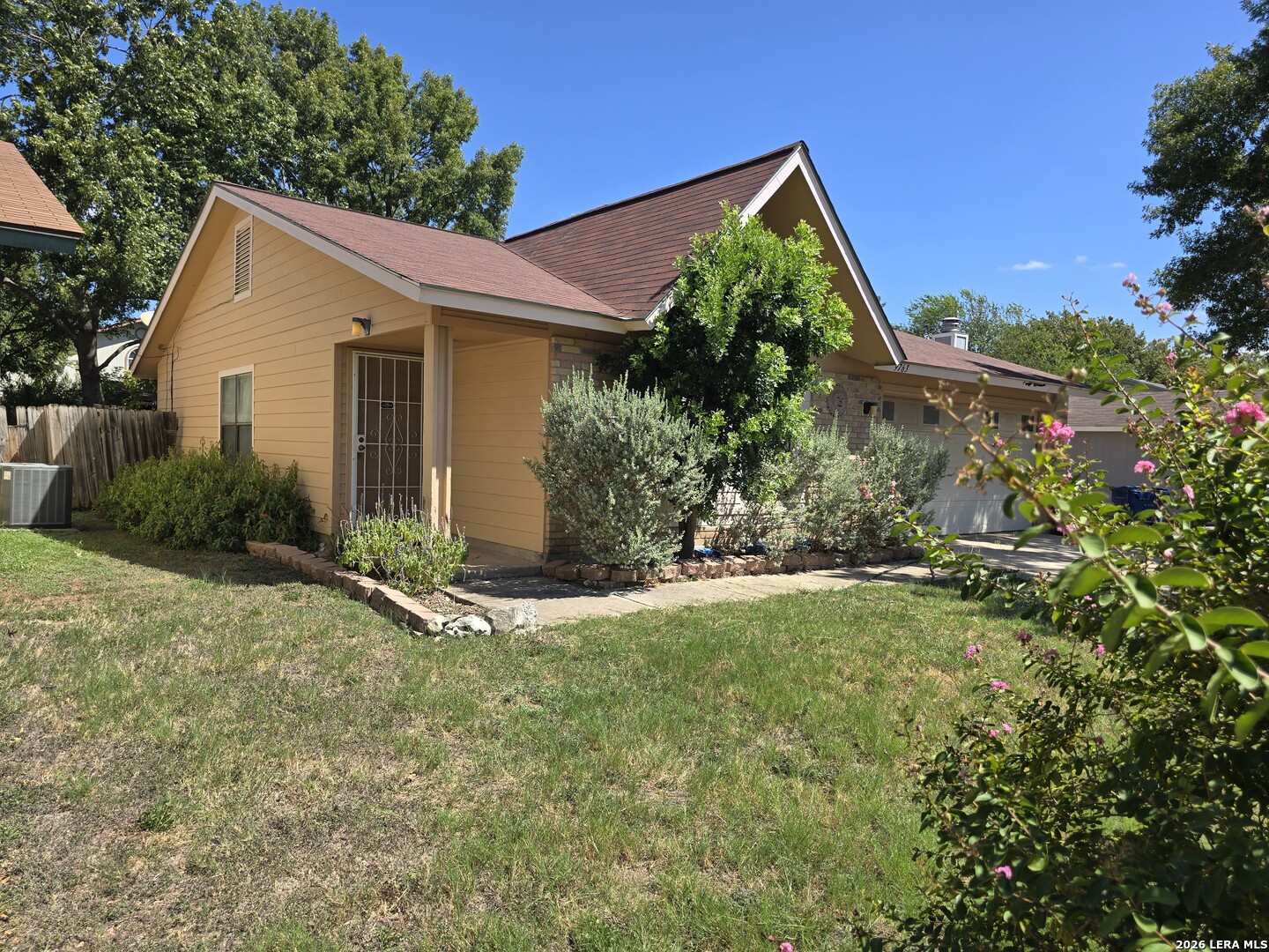 9763 Hidden Brook San Antonio TX 78250