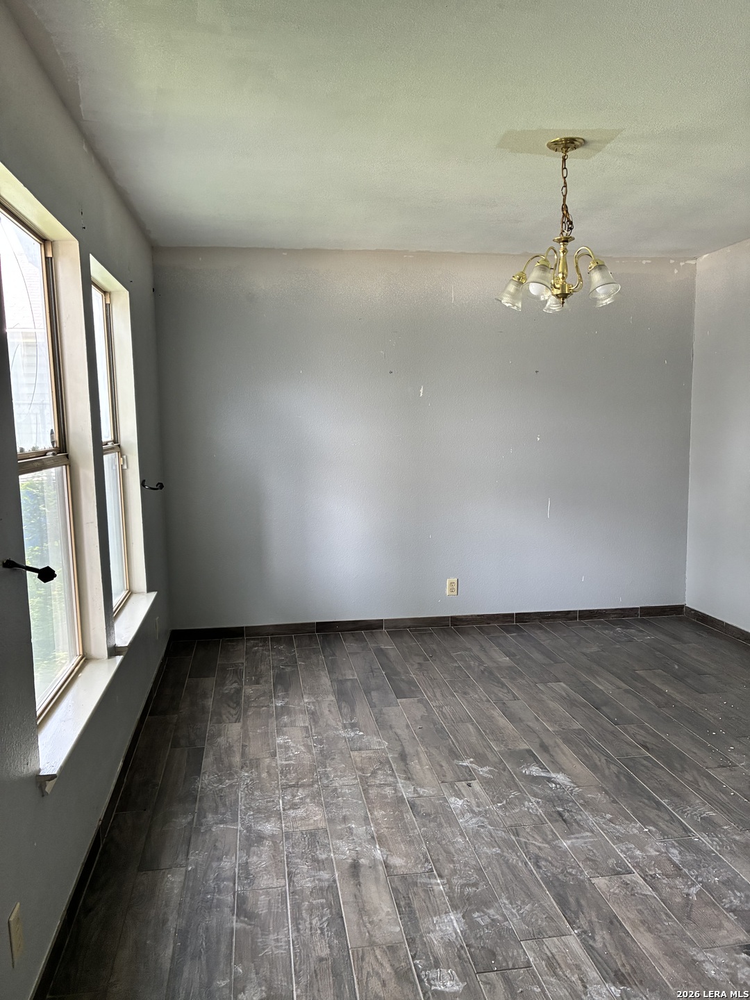 1803 S Ellison Drive San Antonio TX 78245