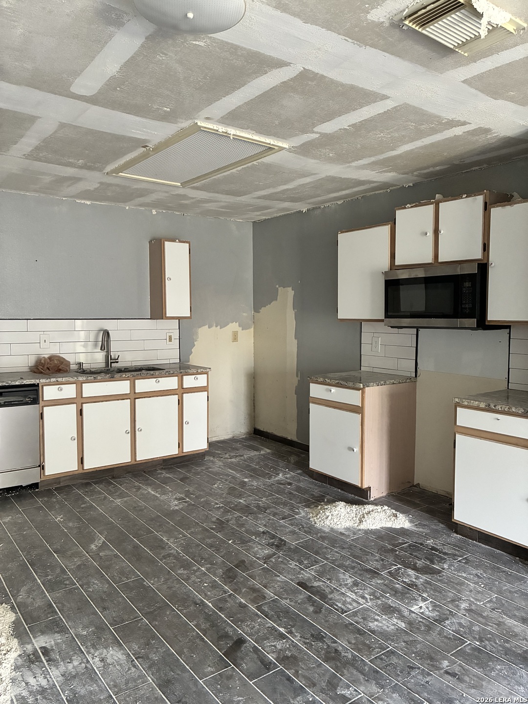 1803 S Ellison Drive San Antonio TX 78245