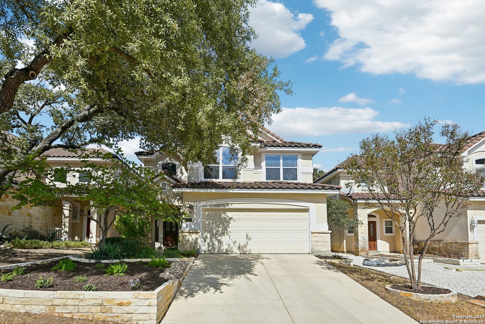 1359 Pinnacle Falls San Antonio TX 78260