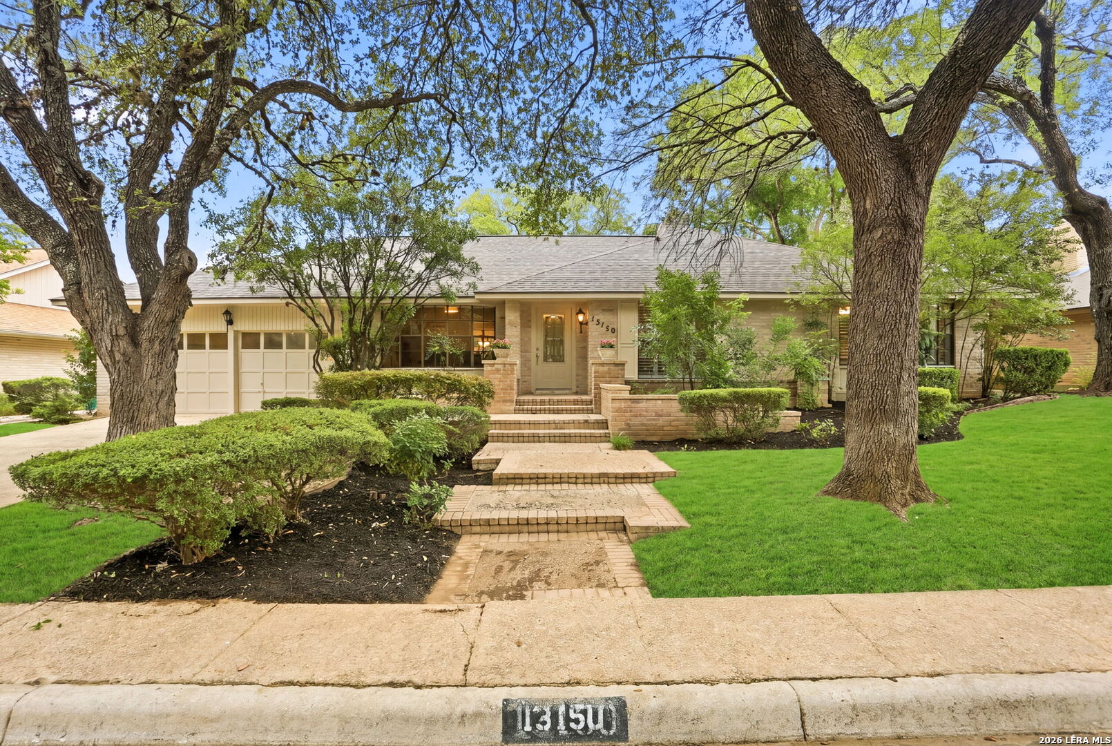 13150 N Hunters Circle San Antonio TX 78230
